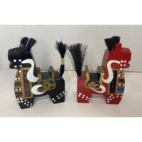 Pair of Vintage Japanese Yahata-uma Wooden Horses - Hand Carved & Painted Artisa - Picture 2 of 15